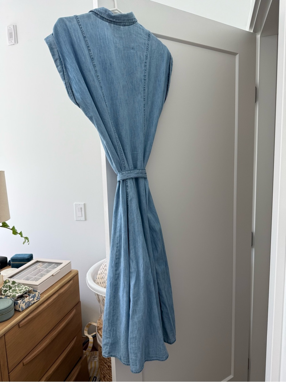 GAP Soft Denim Midi Shirtdress – Light Wash Indigo – Size XS - Picture 3 of 3